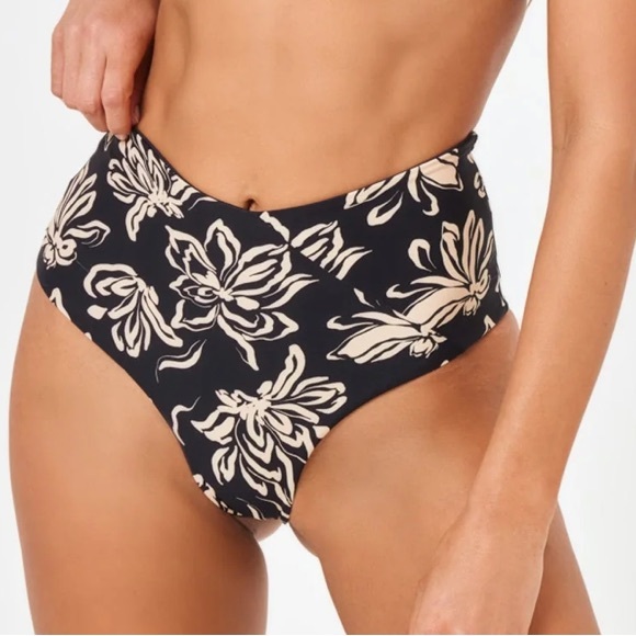 l*space Other - l*space Printed High Tide Bikini Bottom. Size Large. New With Tags.